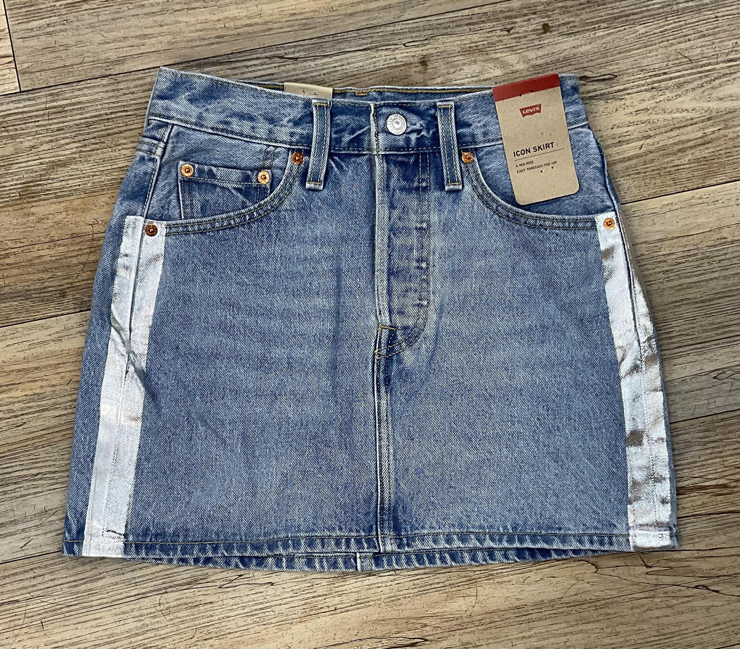 LEVI’S ICON SKIRT MEDIUM WASH | A46940034