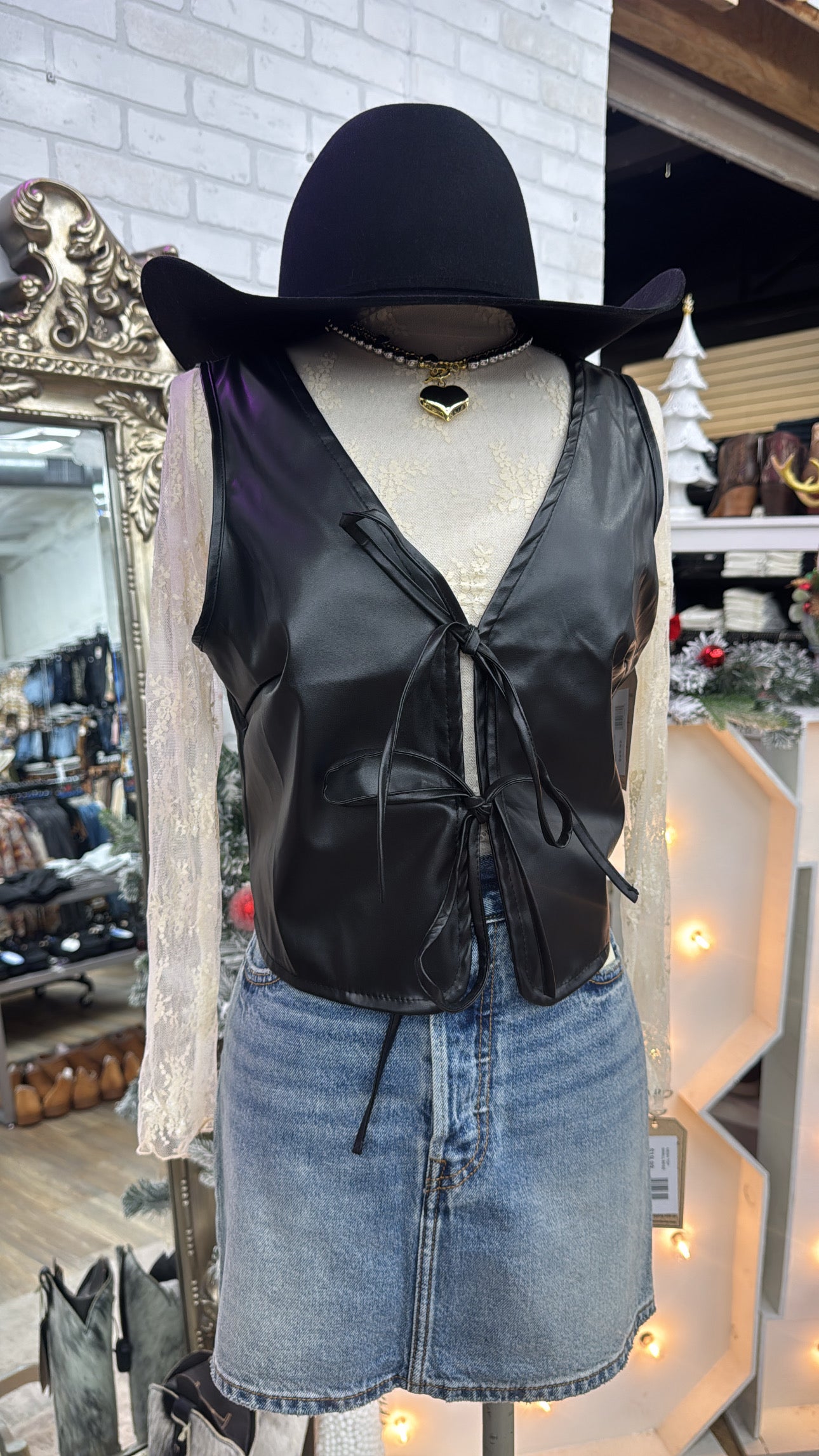 BOW LEATHER VEST