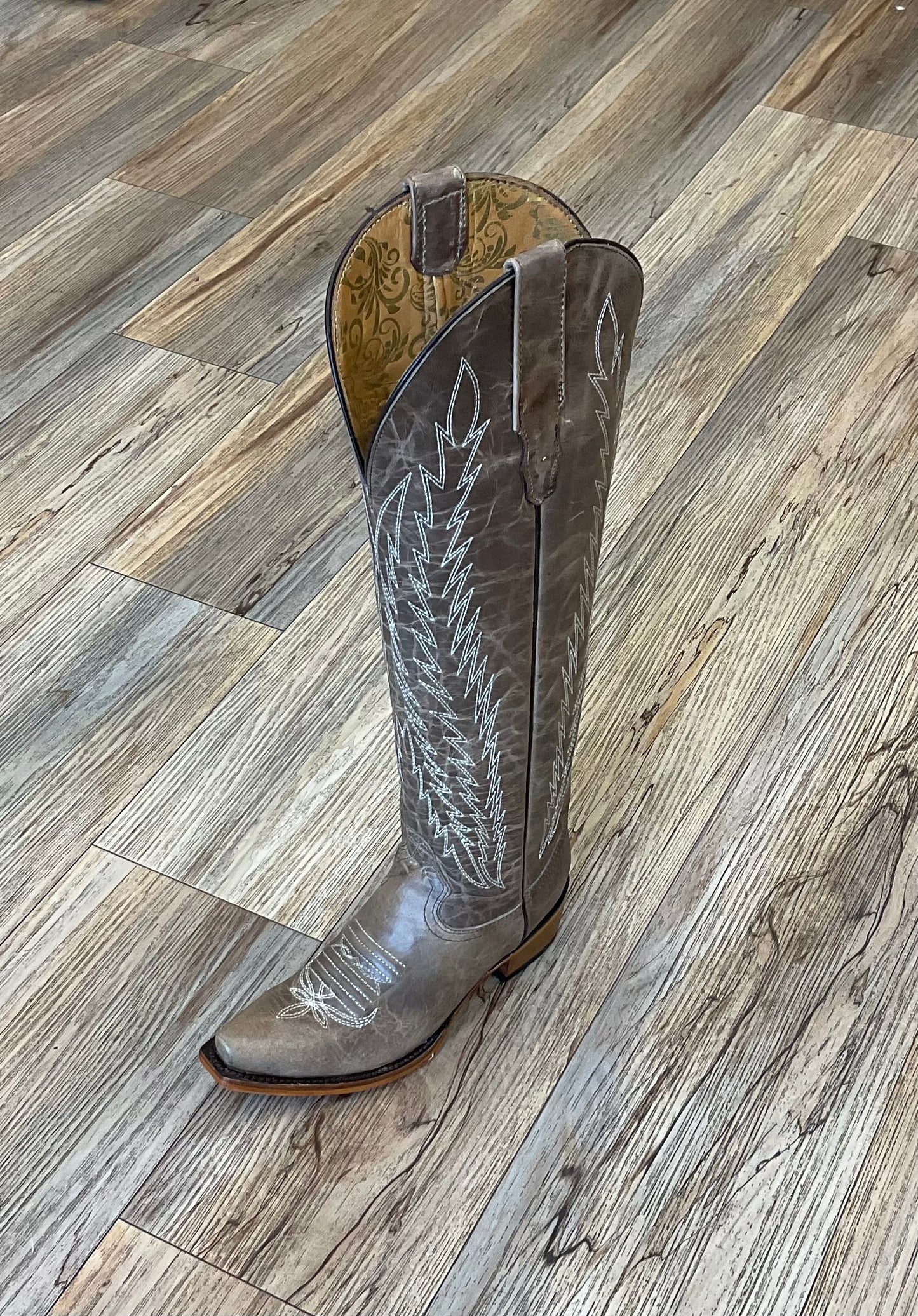 ‘’BETSY’’ TABACO BOOTS