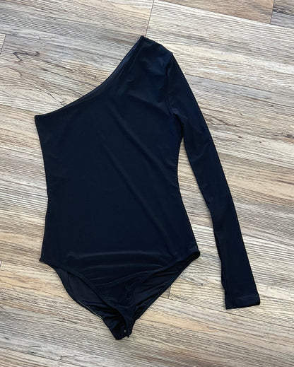 ‘’JANE’’ ONE SHOULDER LINED BODYSUIT