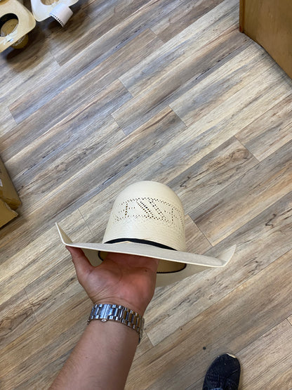 “ CROSS “ | RODEO KING STRAW COWBOY HAT IVORY