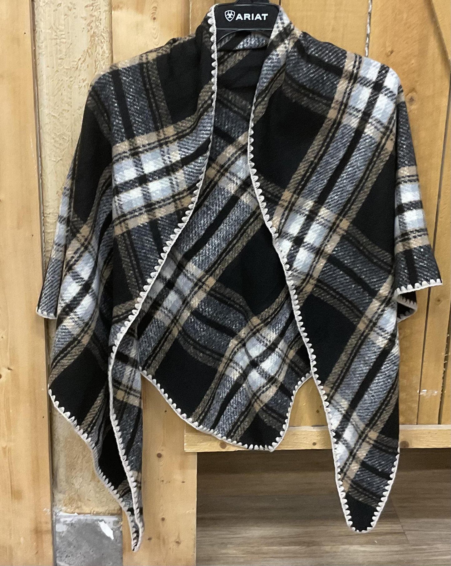 WOMENS PONCHO  BLACK PLAID