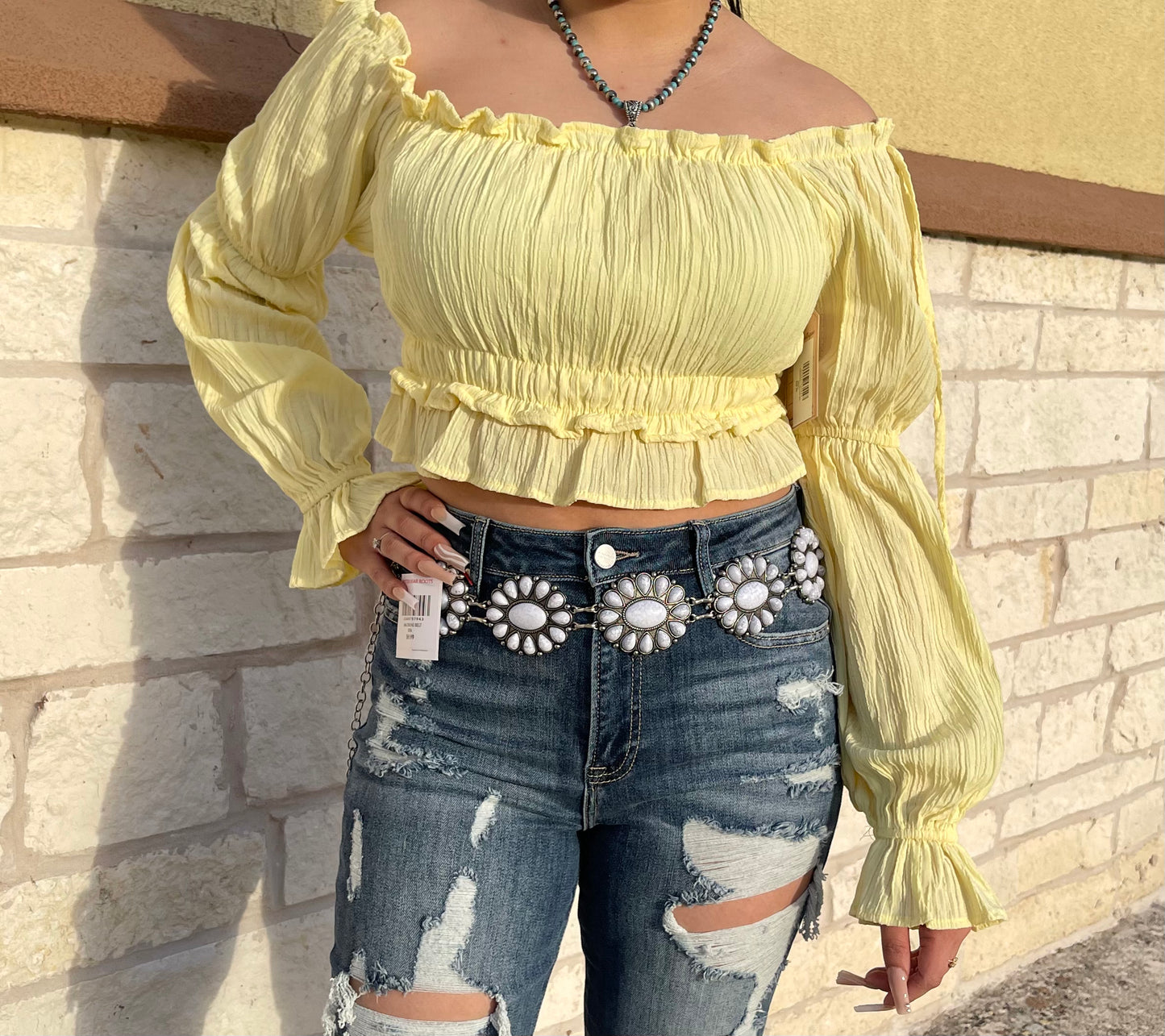 CASANDRA L.YELLOW OFF SHOULDER TOP | HF22E115